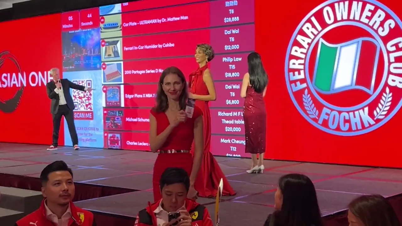 Home hero background video